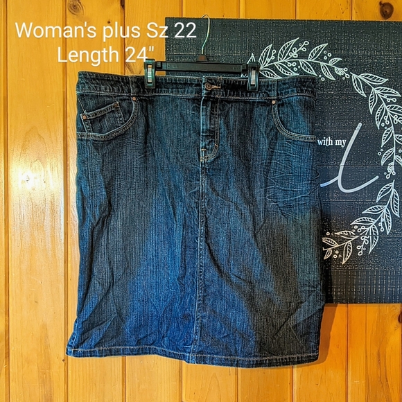 Old Navy Denim Knee Length Jean Skirt plus sz 24 - Picture 1 of 8